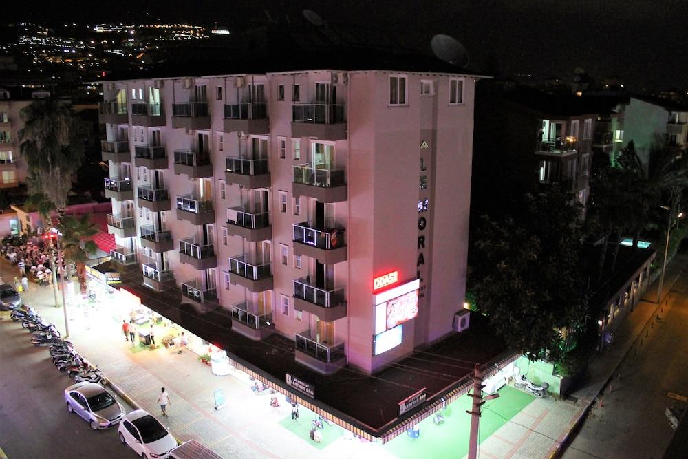 Le Moral Apart Hotel 阿拉尼亚 外观 照片